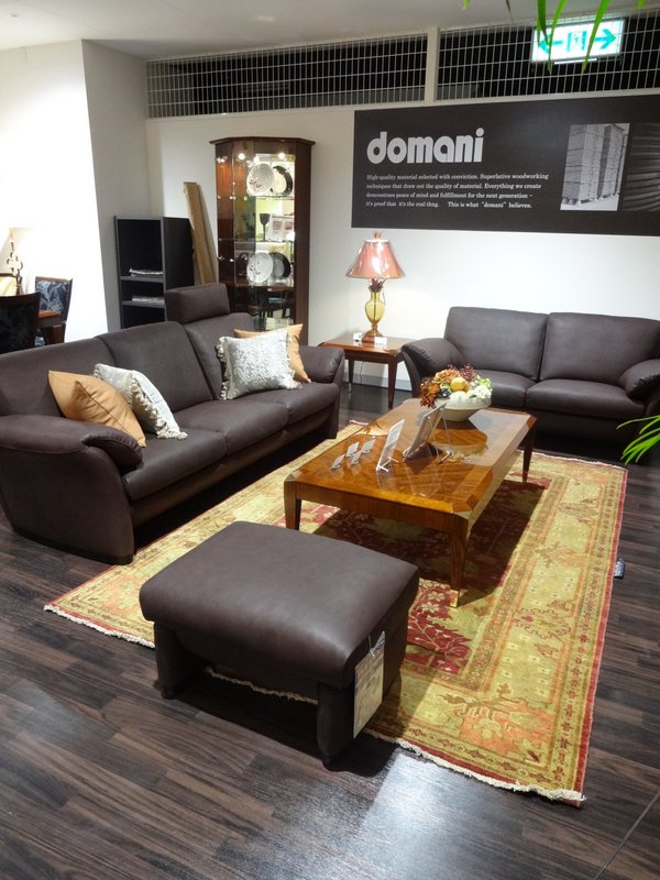 http://www.karimoku.co.jp/blog/domani-nihonbashi/DSC040601.JPG