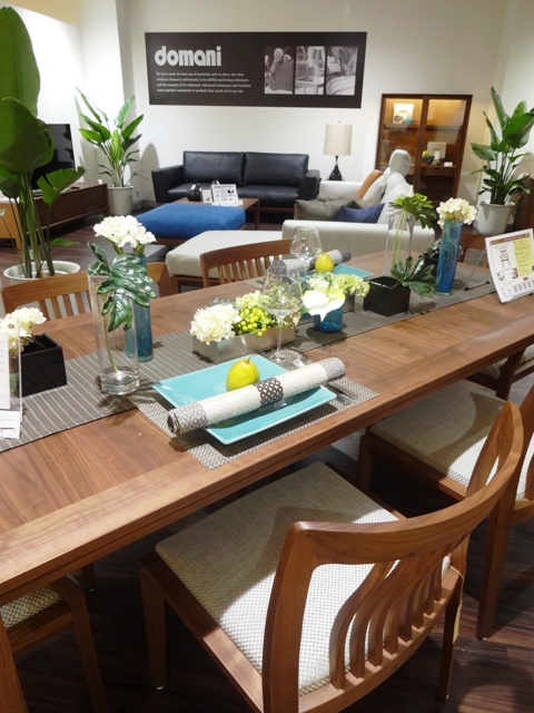 http://www.karimoku.co.jp/blog/domani-nihonbashi/DSC04078.JPG