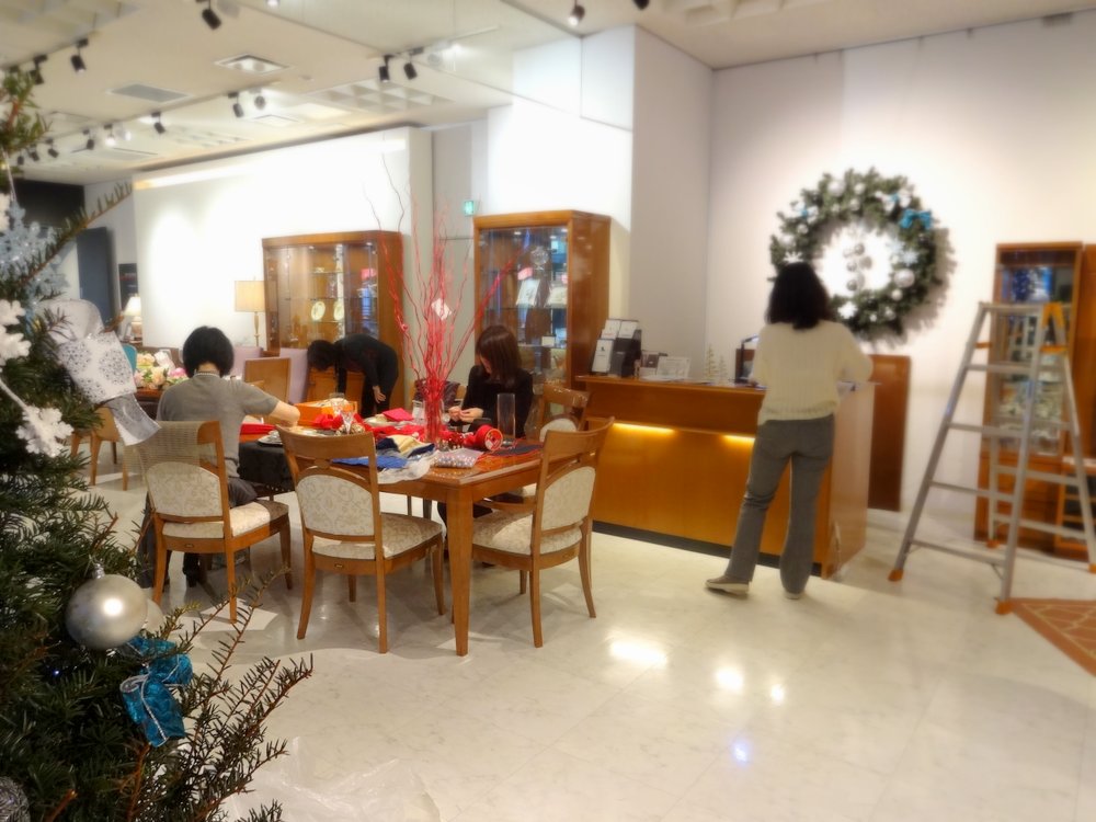 http://www.karimoku.co.jp/blog/domani-nihonbashi/DSC06764.JPG