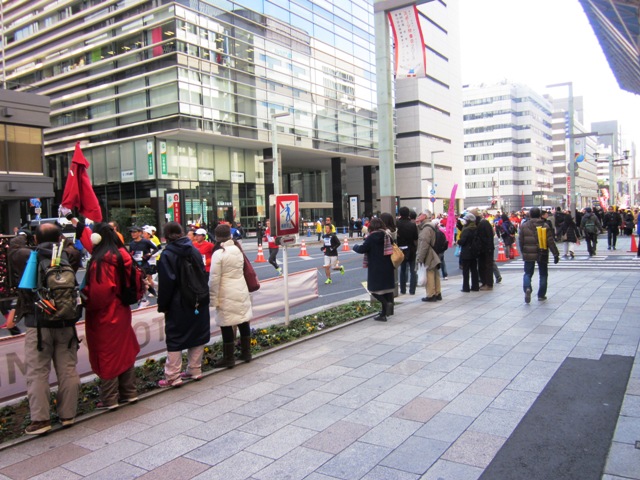 http://www.karimoku.co.jp/blog/domani-nihonbashi/IMG_1939.JPG