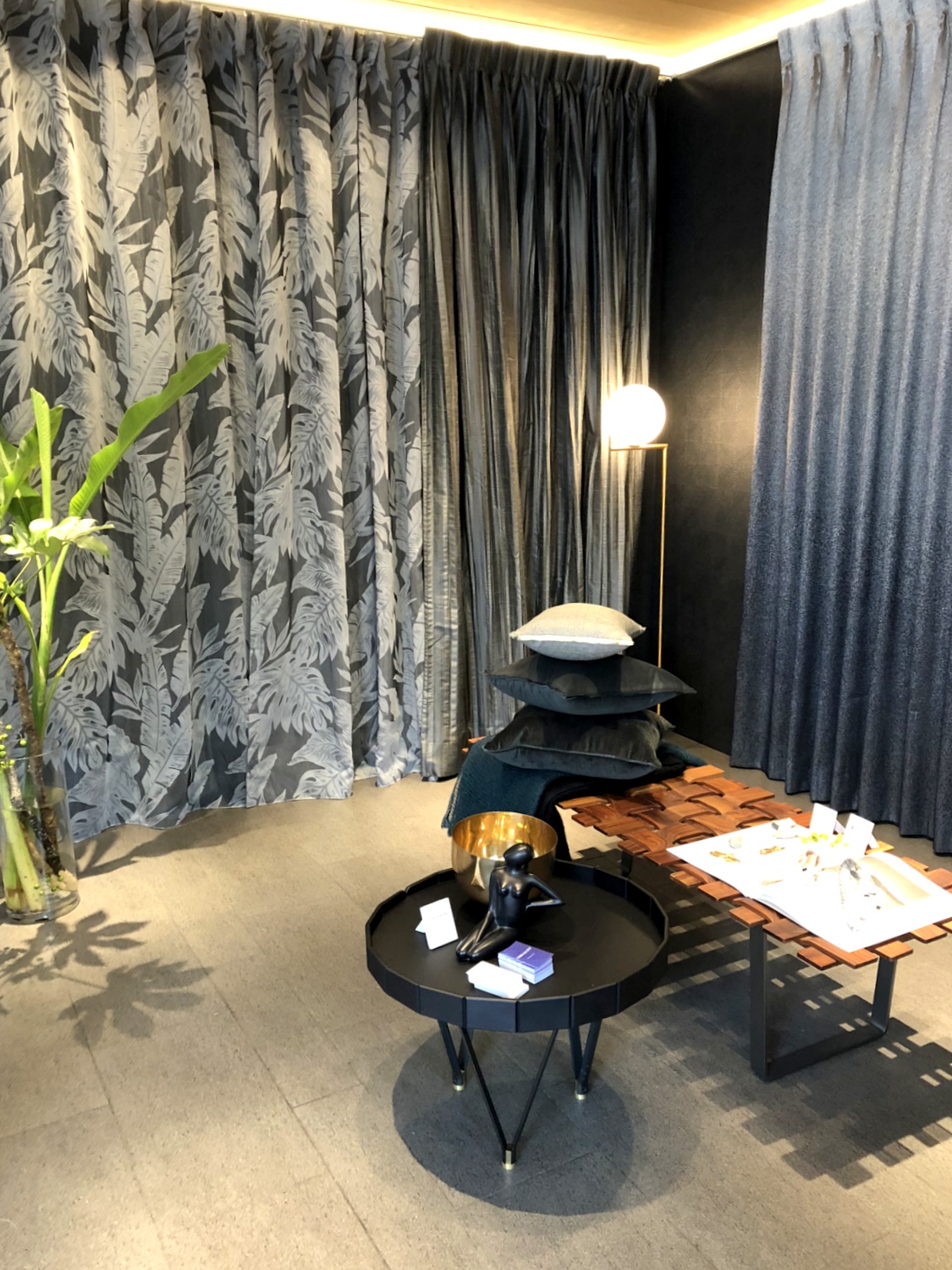 http://www.karimoku.co.jp/blog/domani-nihonbashi/IMG_6064.JPG