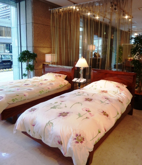 http://www.karimoku.co.jp/blog/domani-nihonbashi/P1020114.JPG