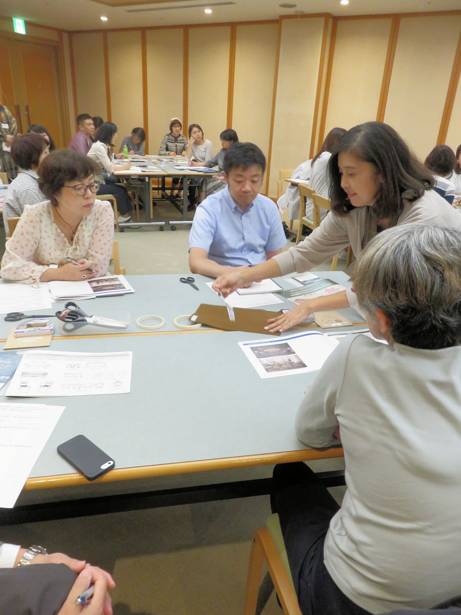 https://www.karimoku.co.jp/blog/domani-nihonbashi/chairs2019_019.jpg