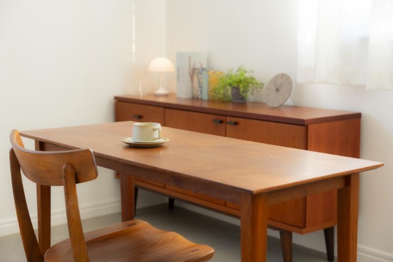 上質なウォールナットのダイニングチェア特集】カリモクの厳選アイテム