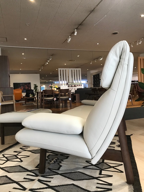 本社ショールーム｜イベント・新着情報｜カリモク家具 karimoku