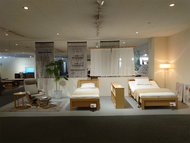 本社ショールーム｜イベント・新着情報｜カリモク家具 karimoku