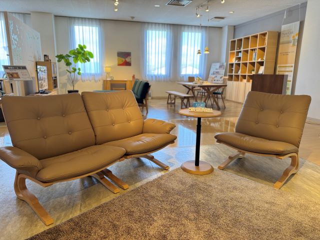 GMIK368A○karimoku / カリモク WW77 1人掛けソファ シ GMIK368A○karimoku / カリモク WW77 1人掛けソファ シングルソファ