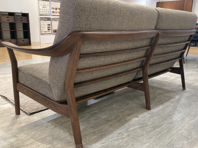 karimoku カリモク 2人掛けソファ WW57 2P 肘掛 アームチェア 分離タイプ 美品 WW5708 家具 札幌市白石区 B132 カリモク ソファ WW57 モデル 2人掛椅子ロング（2Pソファ） | 家具