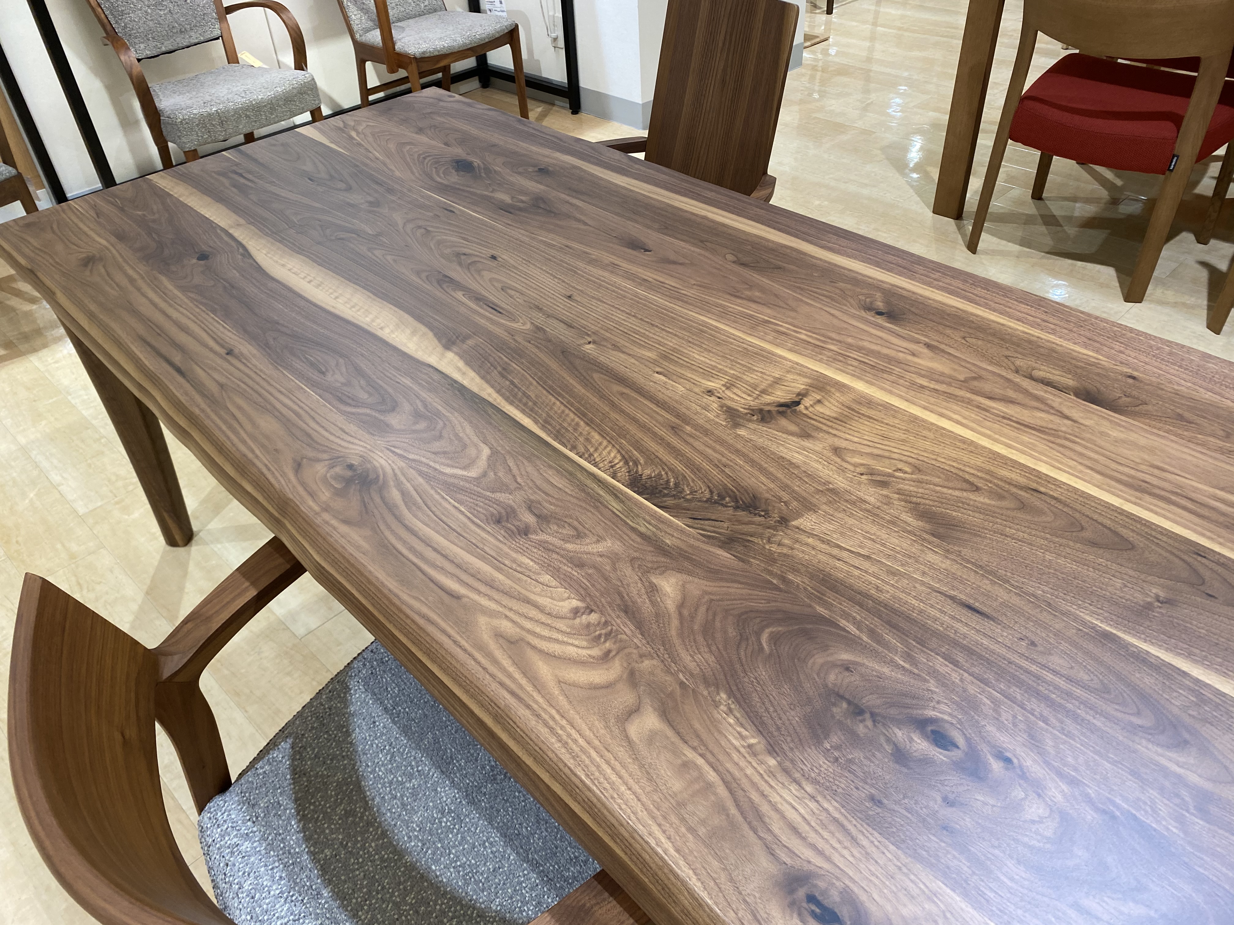 karimoku カリモク ダイニングテーブル 天然木 楽天市場】カリモク DU6103 DU6108 195/150cm天板伸長式