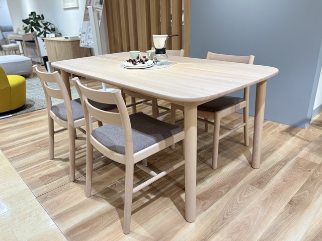 がんちゃんさん専用　カリモク　カフェテーブル　D&DEPARTMENT DD5350NE_M.jpg