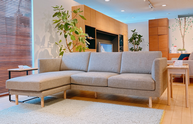 【新スーニャ】karimokuシェーズロングソファUW90（オットマン） 自分好みの座り心地に】カリモクのソファ｜UW90model - YouTube