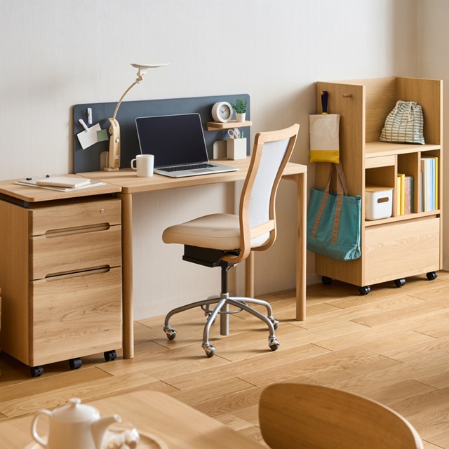 カリモク　堅木製　ウッド　カート引き取り限定茨城県古河市まで カリモク 堅木製 ウッド カート引き取り限定茨城県古河市まで カリモク