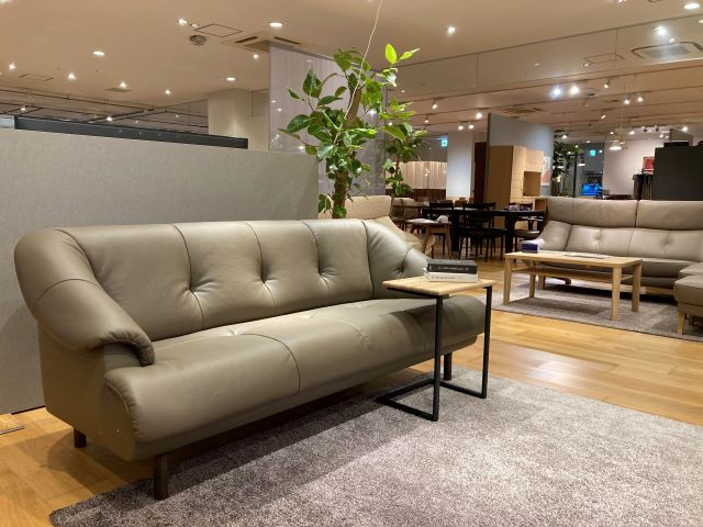 大阪⭐️ベージュ ファブリック 2人掛けソファ 2人掛け]ソファ｜クッション付き くすみカラー ファブリック