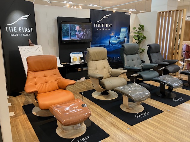展示取り扱い店｜THE FIRST（ザ・ファースト） - カリモクの新型