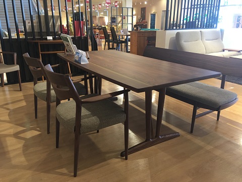 和田山 竹田家具 森の家 カリモクギャラリー カリモク家具 Karimoku